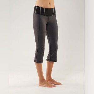 Lululemon Tadasana Slit Heather Black Crop Leggings